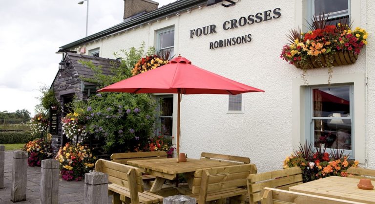 Four Crosses Inn 768x417